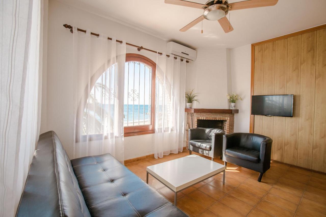 Mistral Seafront Up. Vistas Al Mar Apartment Mont-roig del Camp Екстериор снимка