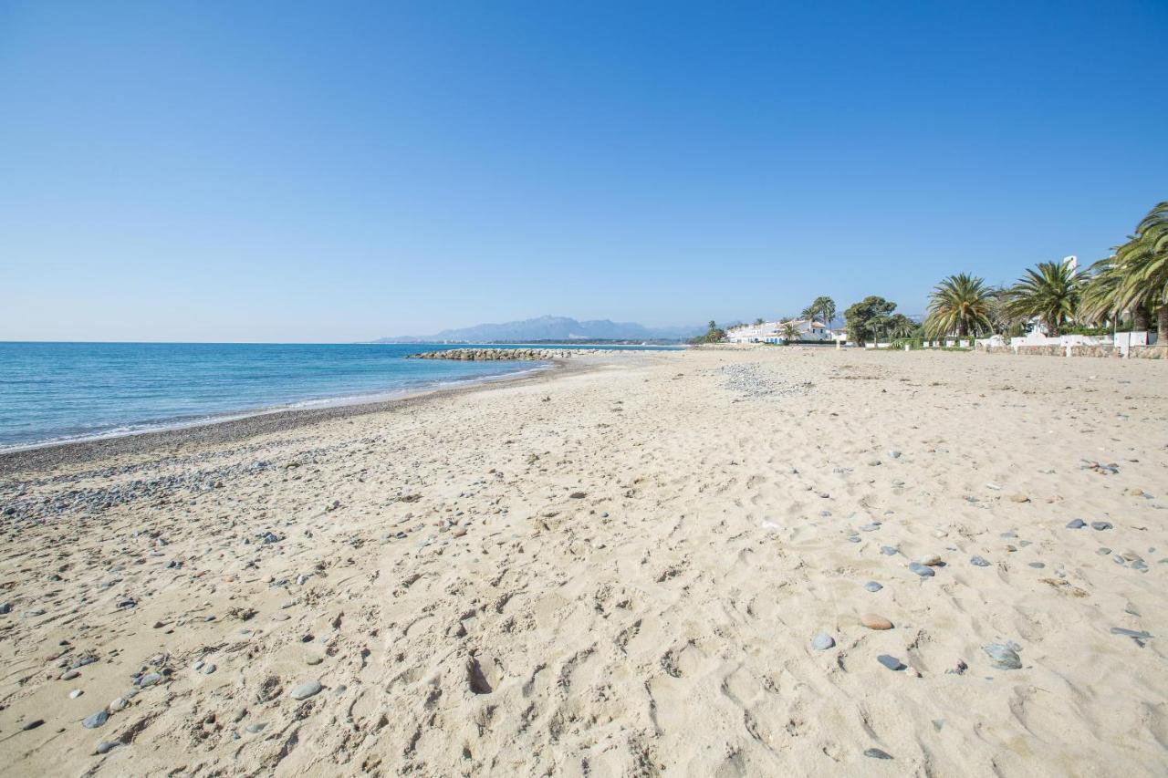 Mistral Seafront Up. Vistas Al Mar Apartment Mont-roig del Camp Екстериор снимка